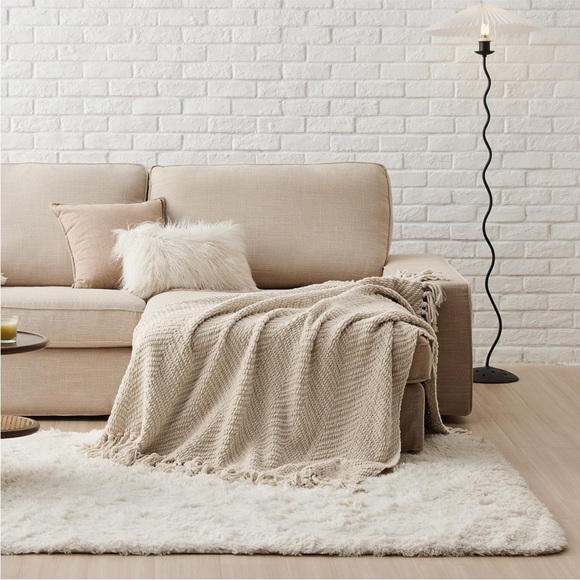 West Elm Oatmeal Light Tan Brown Fringe Chevron Throw Blanket Indoor Luxury Gift - Picture 2 of 13